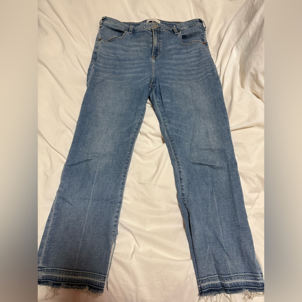 Abercrombie & Fitch High Rise Ankle Flare Jeans